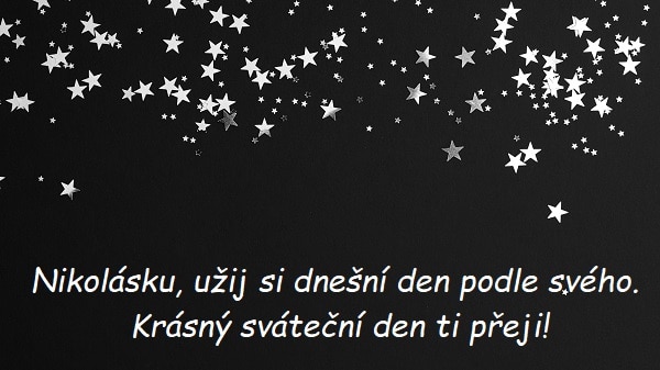 Černé přáníčko k svátku Nikoláskovi se stříbrnými konfetami ve tvaru hvězdiček.