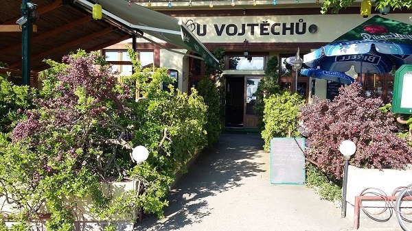 Fotografie restaurace "U Vojtěchů" v Pardubicích.